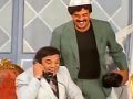 سمير غانم مش قادر يمسك نفسه من الضحك وهو بيقلد محمد عبدالوهاب وضحك هيستيري لما وحيد سيف اتريق عليه